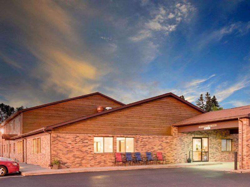 Super 8 By Wyndham Ashland Ξενοδοχείο Εξωτερικό φωτογραφία