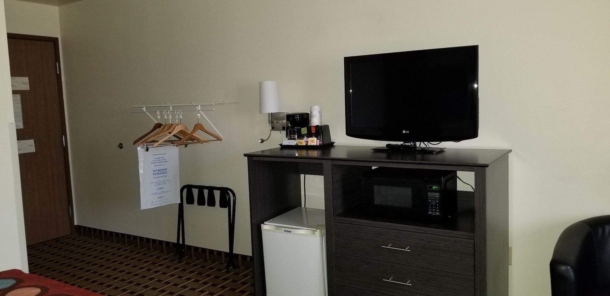 Super 8 By Wyndham Ashland Ξενοδοχείο Εξωτερικό φωτογραφία