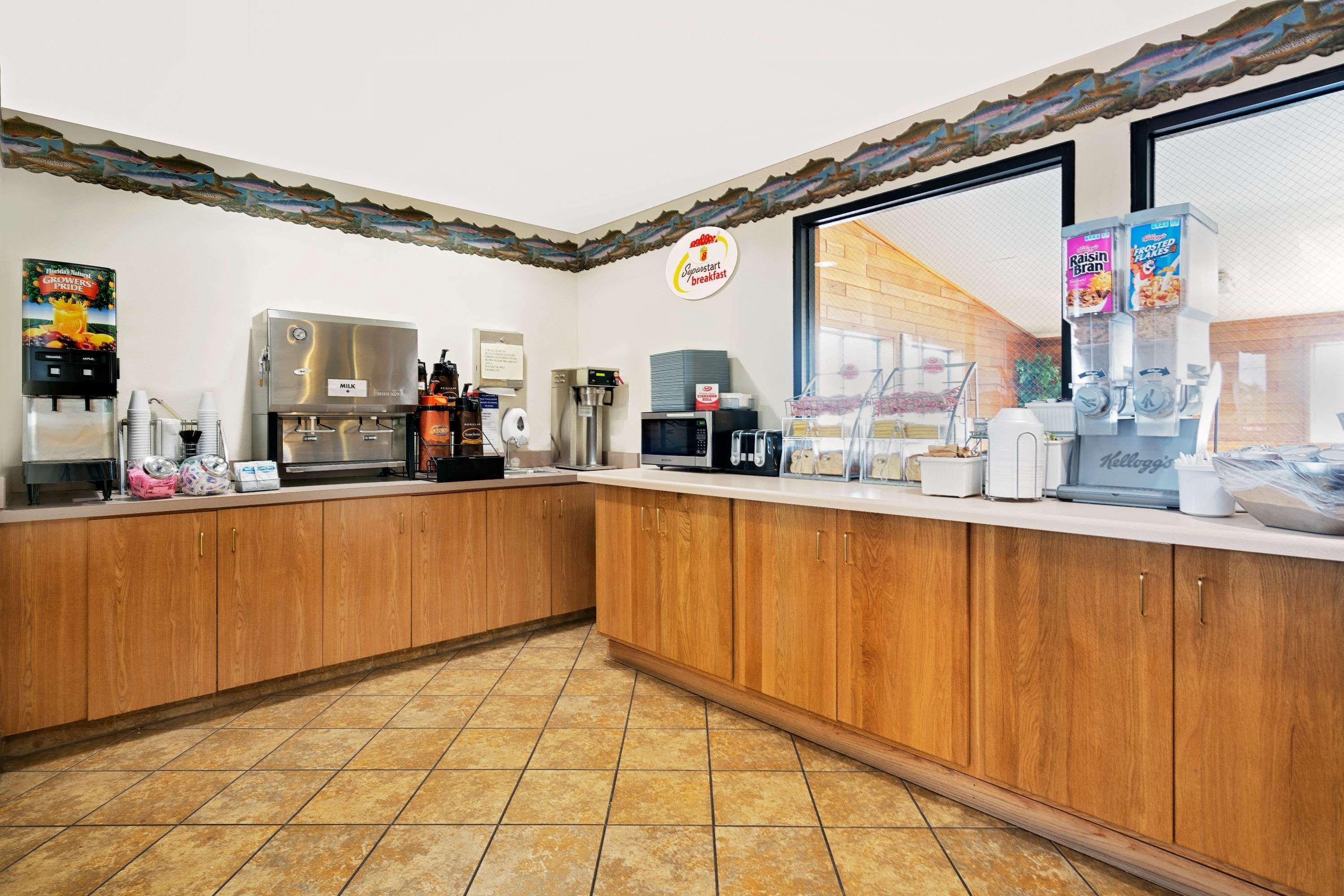 Super 8 By Wyndham Ashland Ξενοδοχείο Εξωτερικό φωτογραφία