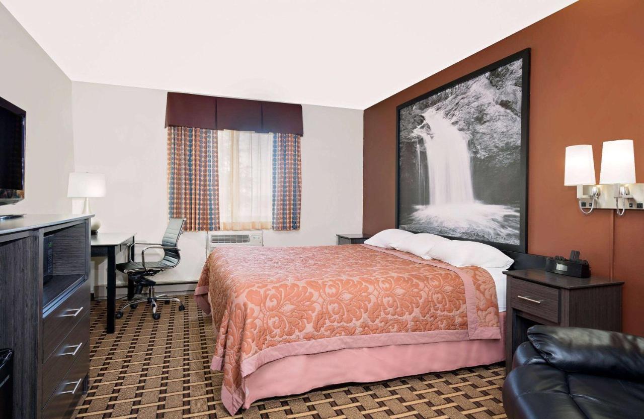 Super 8 By Wyndham Ashland Ξενοδοχείο Εξωτερικό φωτογραφία