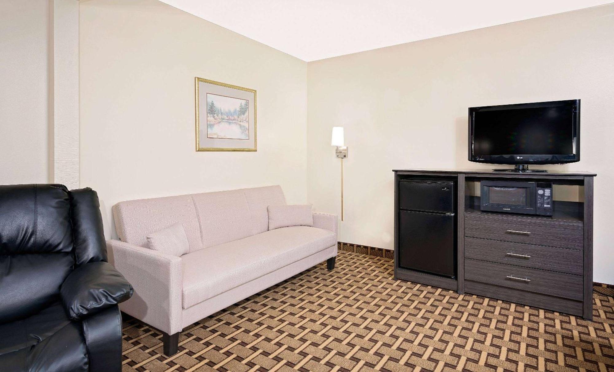 Super 8 By Wyndham Ashland Ξενοδοχείο Εξωτερικό φωτογραφία
